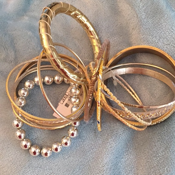 Charming Charlie bracelet collection - Picture 3 of 3